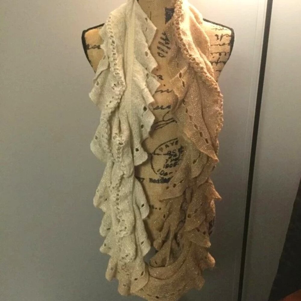 Stylish Ruffled Knit Scarf